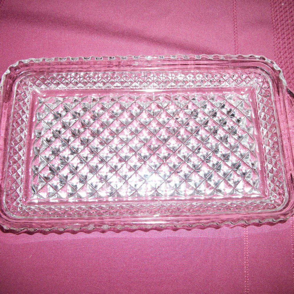 Antique Glass relish tray Anchor Hocking Wexford Pattern Approx 9x5